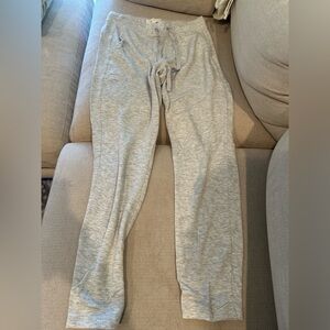 Lou and Grey Women’s Sweats (XS - grey)